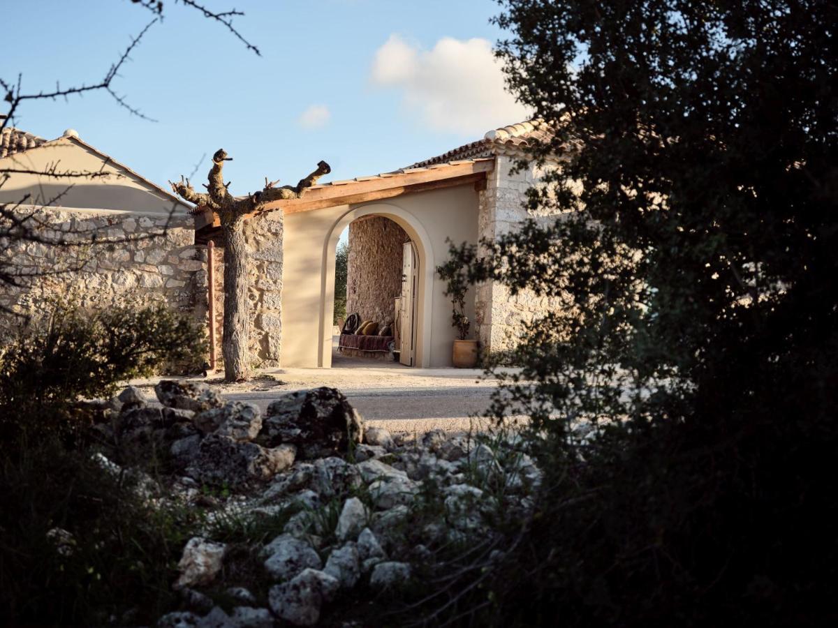 Alkis Farm And Residence Gyri Bagian luar foto