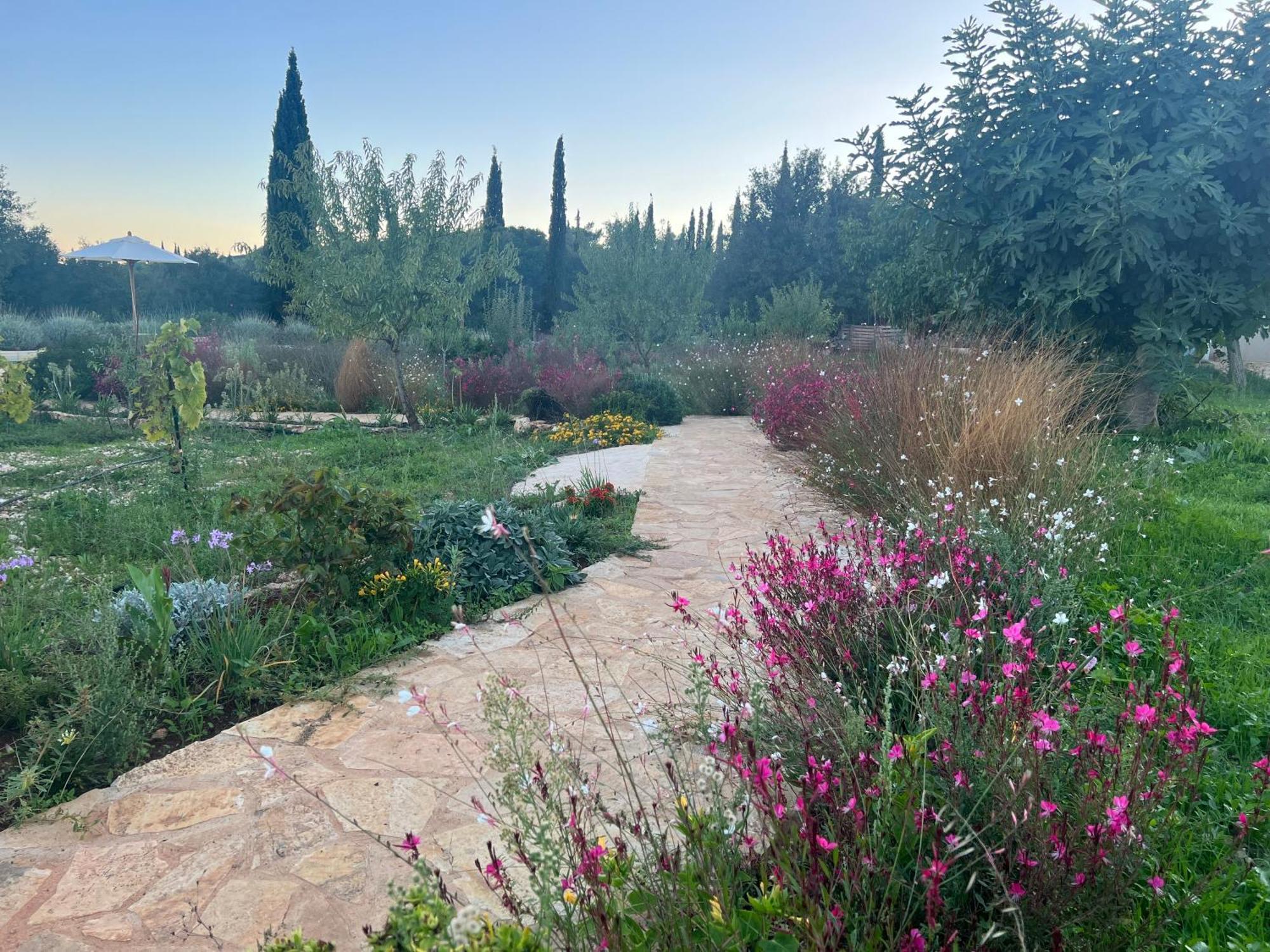 Alkis Farm And Residence Gyri Bagian luar foto